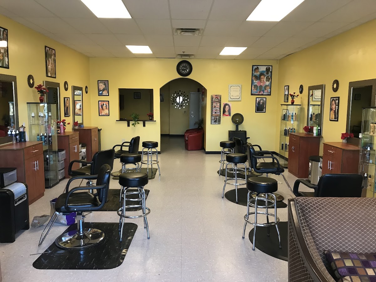 Inside the VIP Braids studio in Lawrenceville, GA